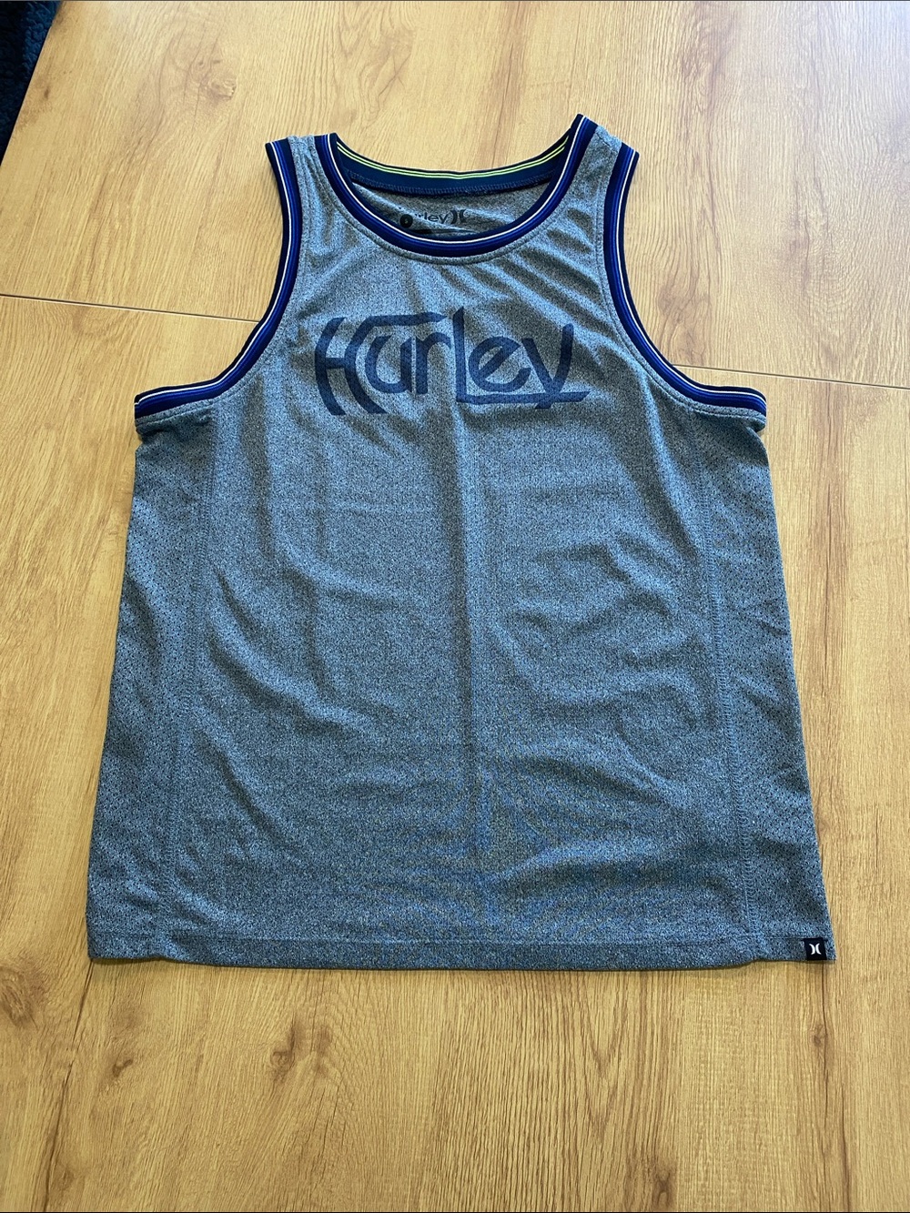 Hurley Gray & Navy Men's Athletic Tank Top